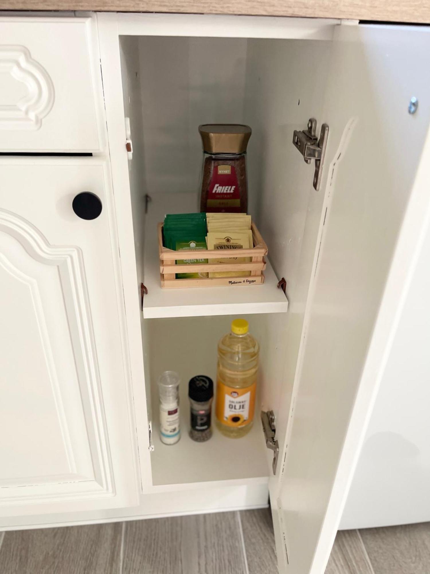 Apartment Family Friendly, Free Parking Space, Newly Renovated 3